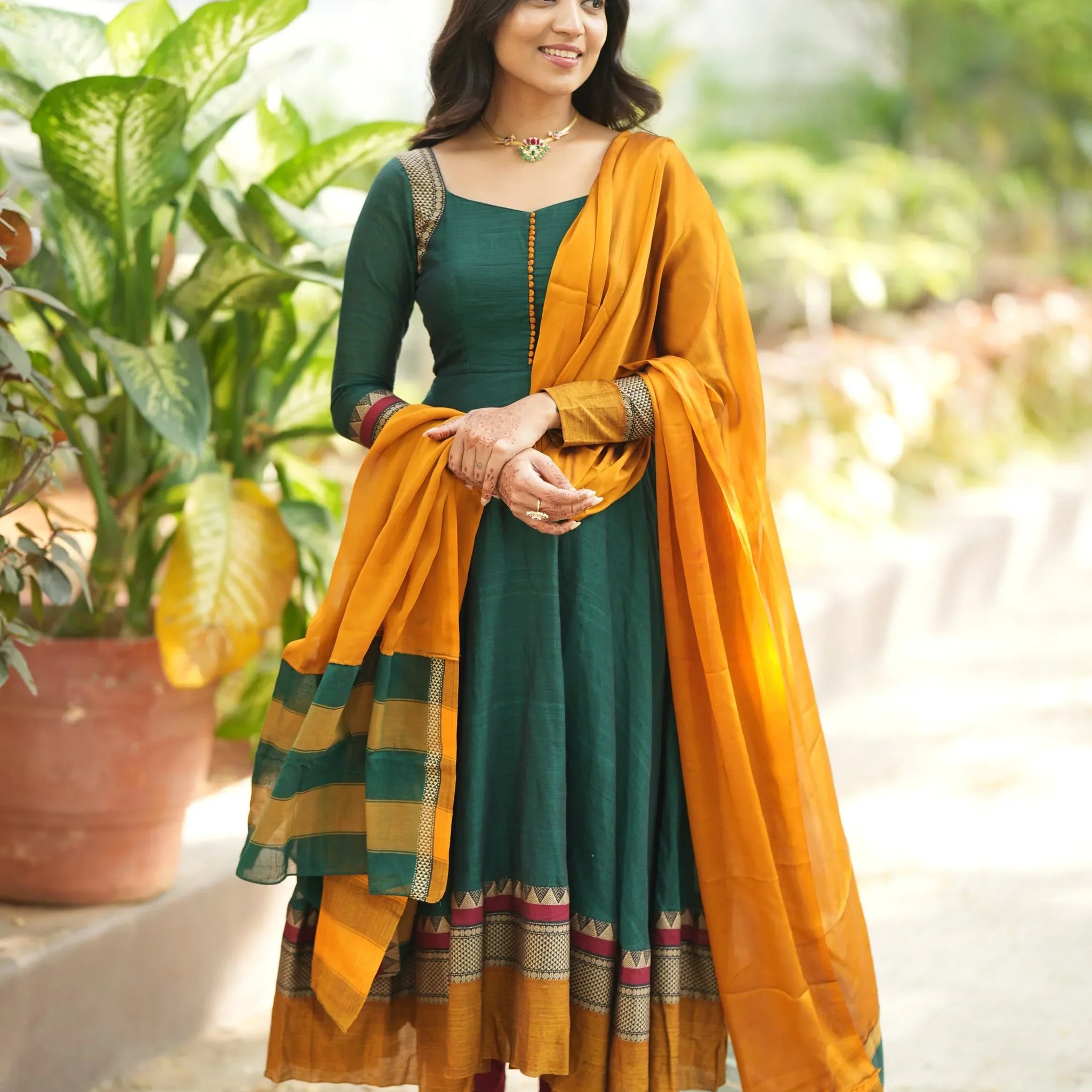 Rajvi Pure Handloom Anarkali
